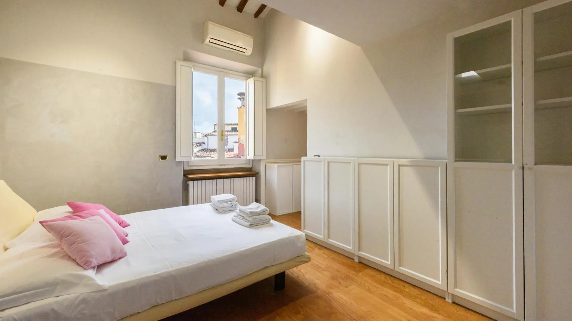 Regina House By Mmega Apartment Florence 0*,